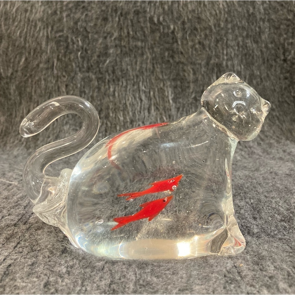 ARTGLASS Paperweight Figurine Clear Glass Cat with Red Fish in Belly.